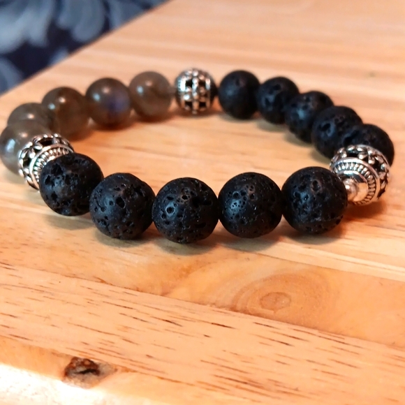 Unisex Labradorite & Lava Rock Beaded Stretch Bracelet - Picture 3 of 3